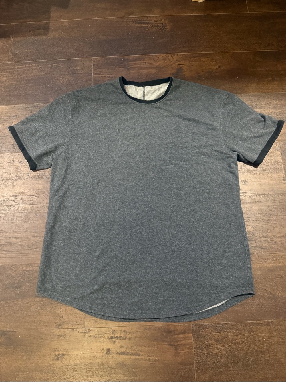 BYLT Basics Men's Heather Charcoal Short-Sleeve Crew Tee with Black Trim